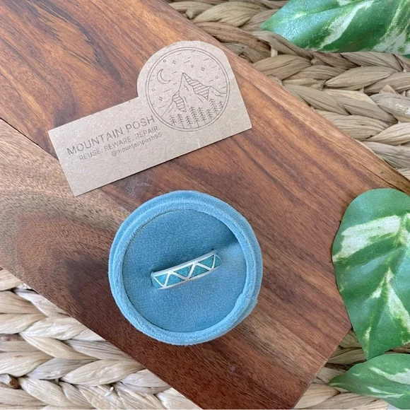 Men’s Sterling Silver Ring with Turquoise Color Details size 13